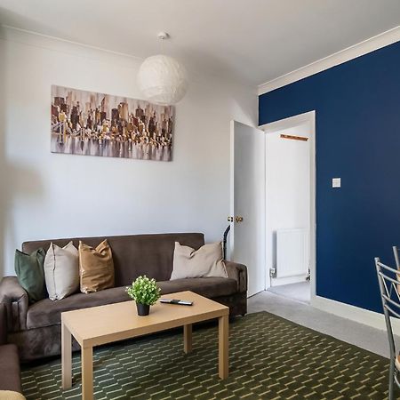 Gorgeous 2Bed Apartment In Fulham, Londra Exterior foto