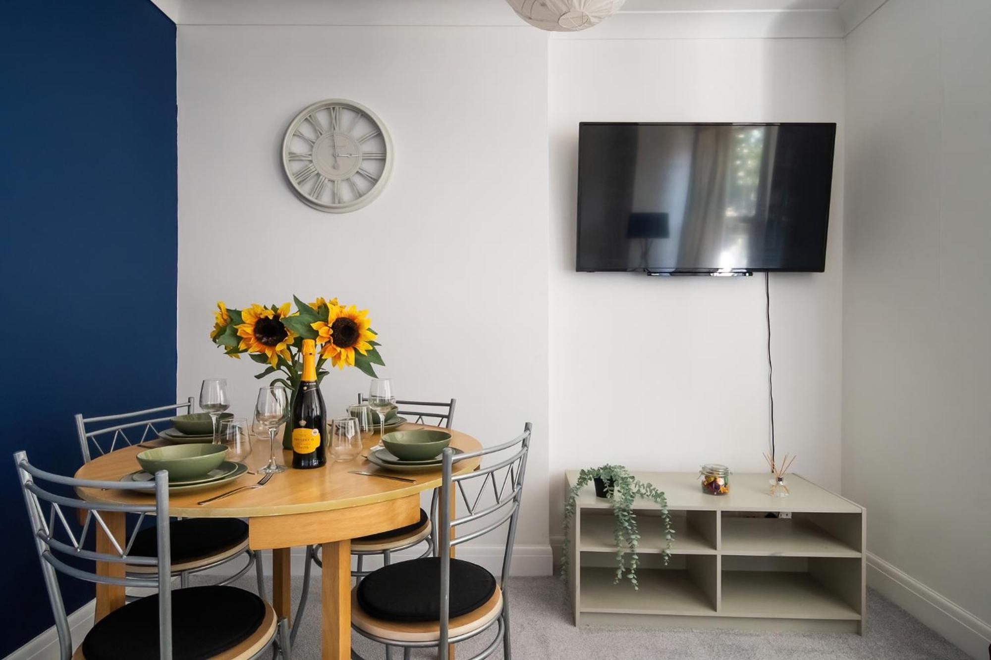 Gorgeous 2Bed Apartment In Fulham, Londra Exterior foto