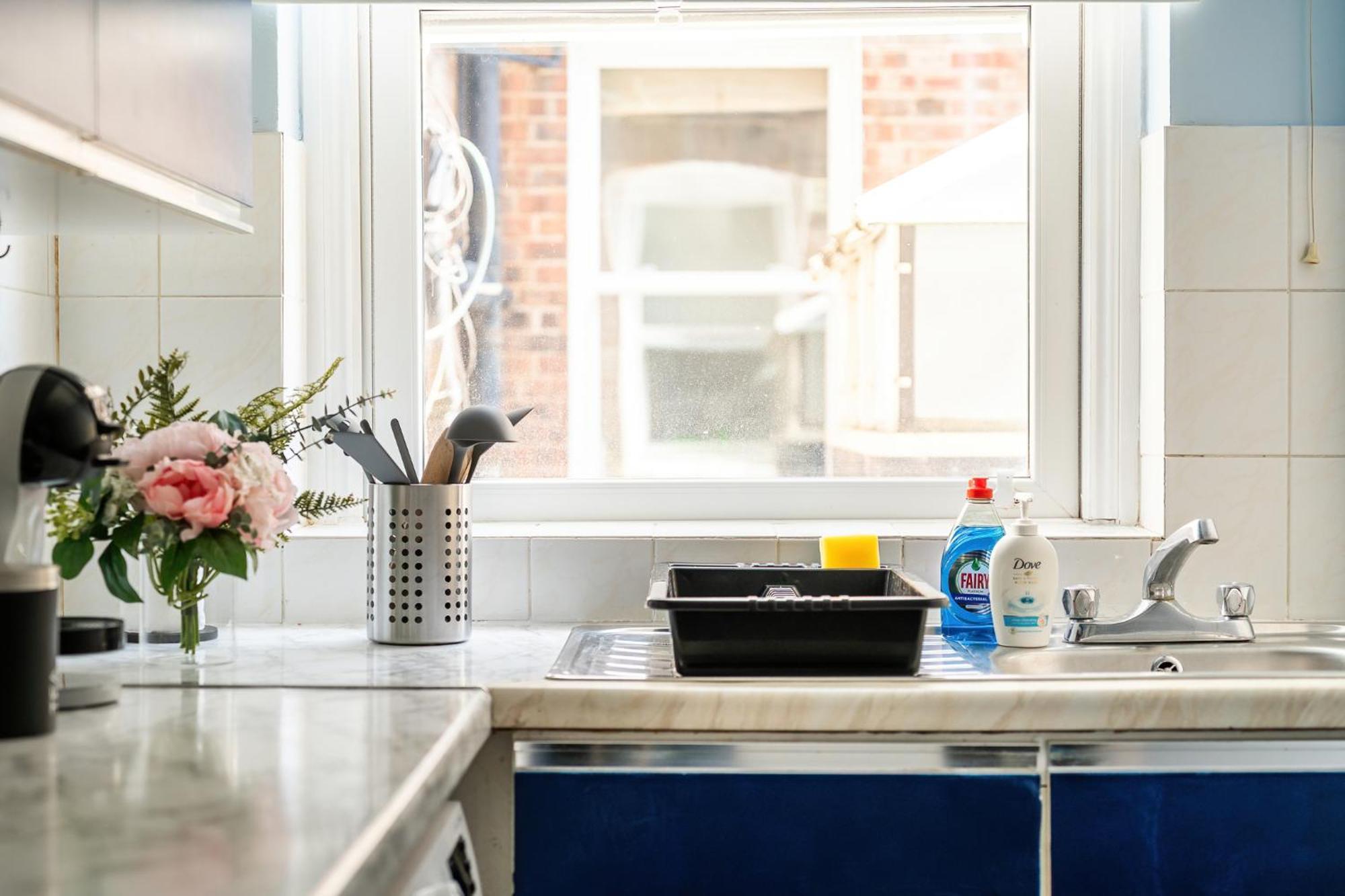 Gorgeous 2Bed Apartment In Fulham, Londra Exterior foto